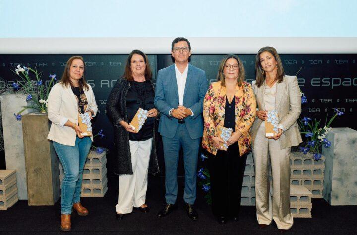 Reconocimiento a Mujeres Líderes en Transporte y Puertos por parte de la Consejería
