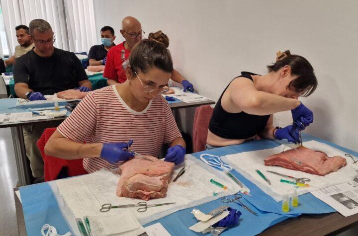 Mejora de la Atención Primaria en Fuerteventura: El SCS Promueve Capacitación en Cirugía Menor