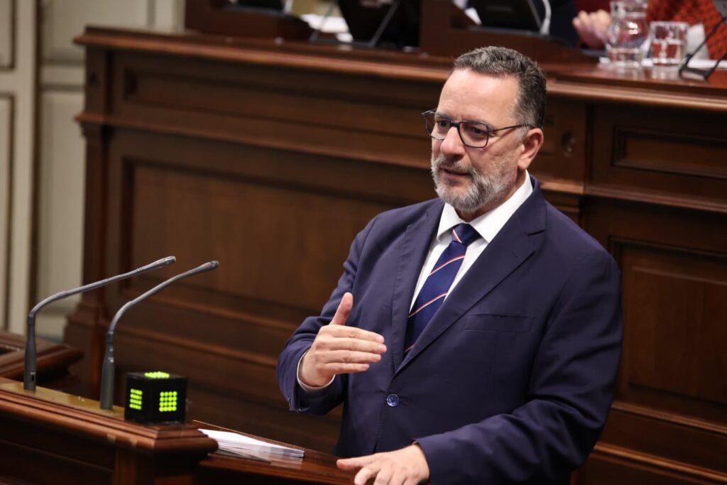 Canarias lidera el avance en plazas de Educación Infantil: Poli Suárez confirma el récord estatal