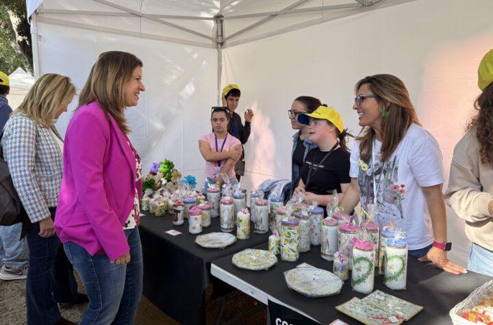 La Feria de Cooperativas "Enseñar para Emprender" Resalta la Importancia de la Economía Social en el Empleo