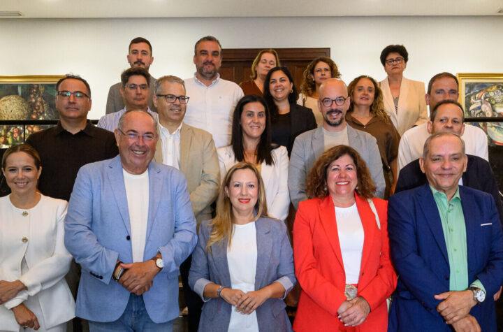 Cabildo invierte 10 millones de euros en ayuntamientos para fomentar el empleo local