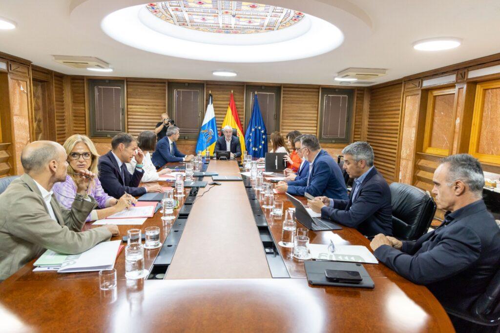 Gobierno de Canarias Extiende Ayudas de Combustible por Crisis en Oriente Medio