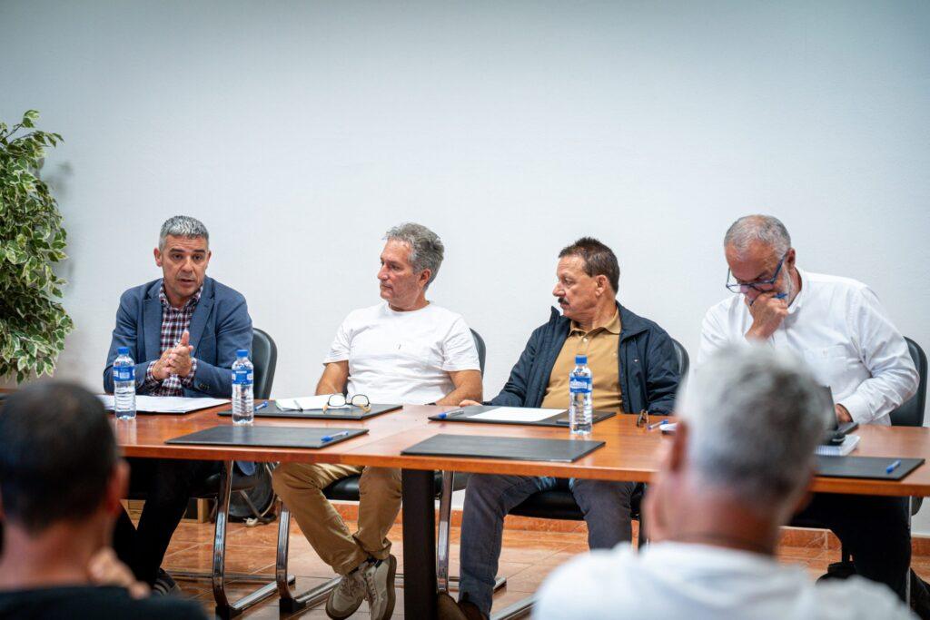 Quintero analiza en La Palma las necesidades del sector platanero y el estado actual de las ayudas financieras