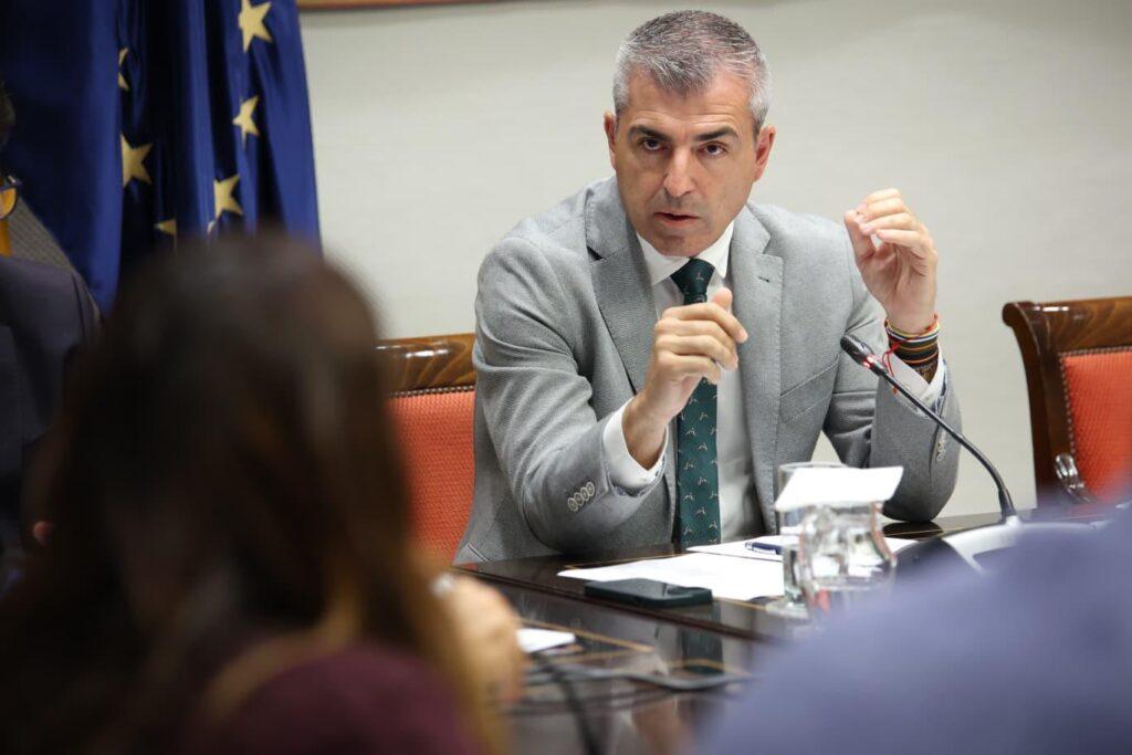 10,5 Millones en Ayudas para Modernizar y Diversificar la Industria en Canarias: Oportunidades para el Crecimiento Empresarial