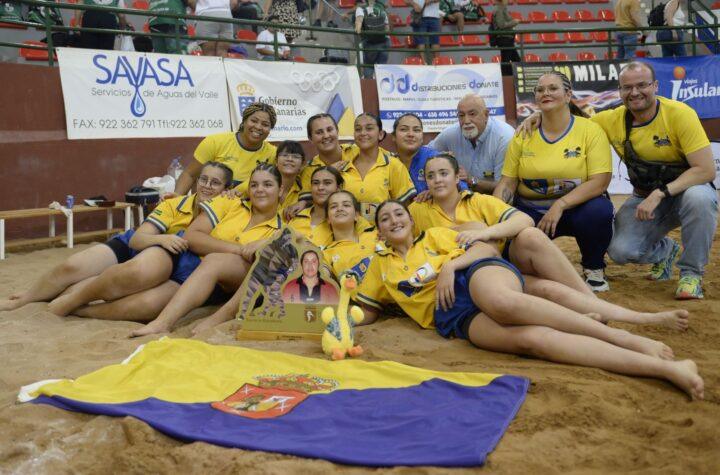 Gran Canaria se Lleva el Triunfo en Lucha Canaria y Dominio del Rocasa y San José Obrero en Balonmano Escolar