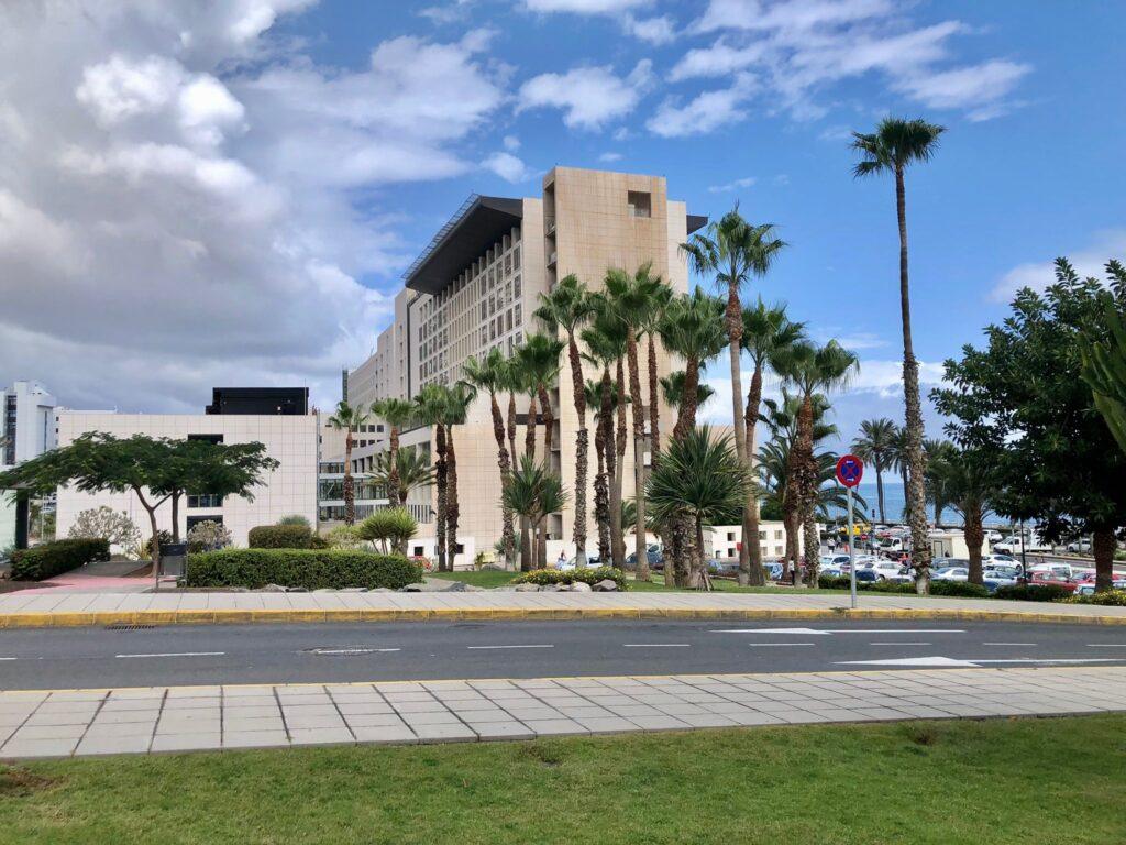 Hospital Insular de Gran Canaria lanza innovador programa de arteterapia para pacientes con cáncer