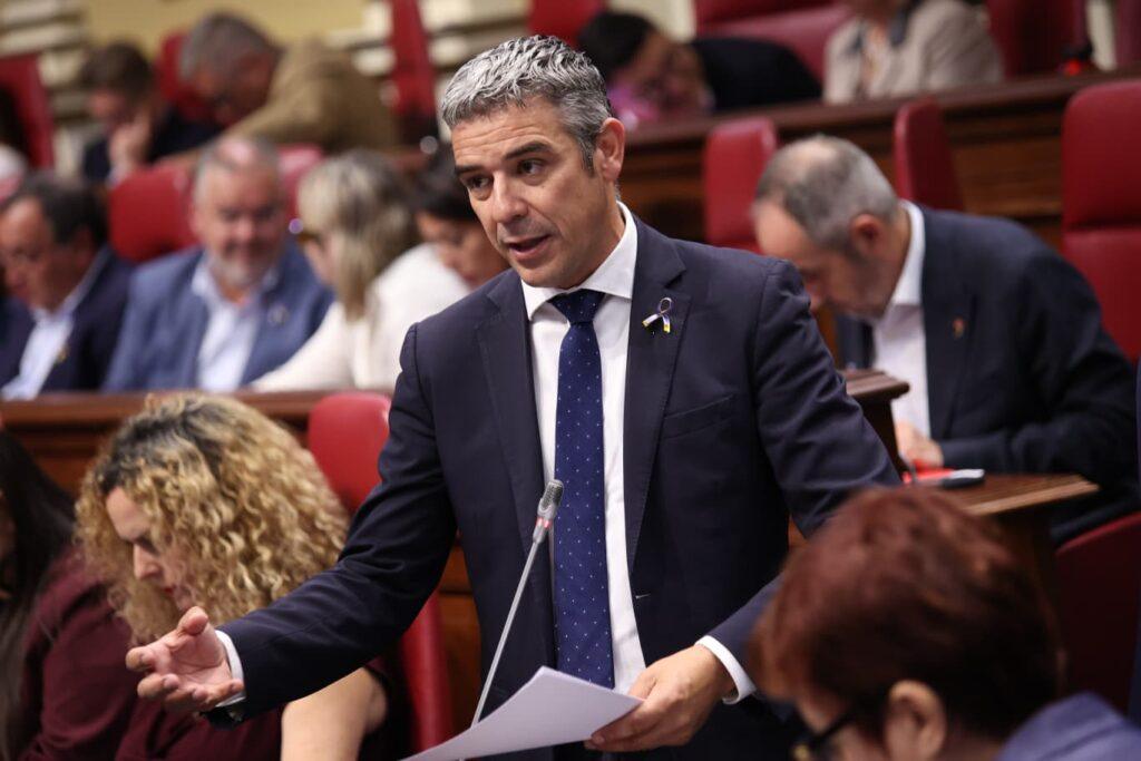 Quintero presenta nueva ayuda para combatir la sequía en la viticultura de Canarias
