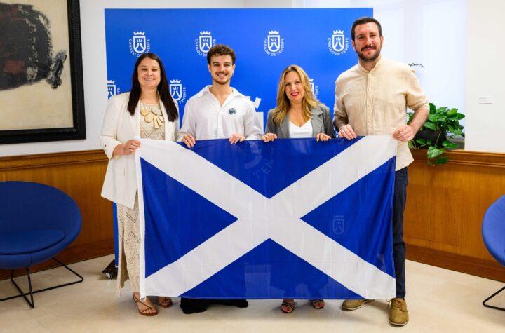 Rosa Dávila destaca el compromiso de Israel de San Secundino con la diversidad y la identidad cultural canaria