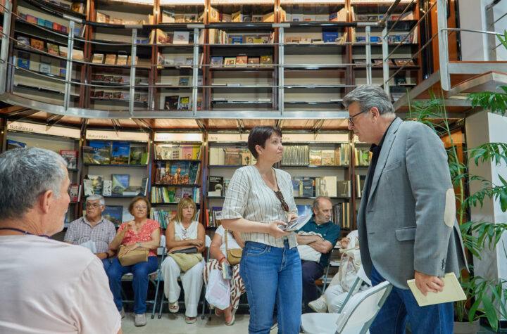 Descubre el Fascinante Universo de Alfonso García Ramos en el Club de Lectura de la Librería del Cabildo