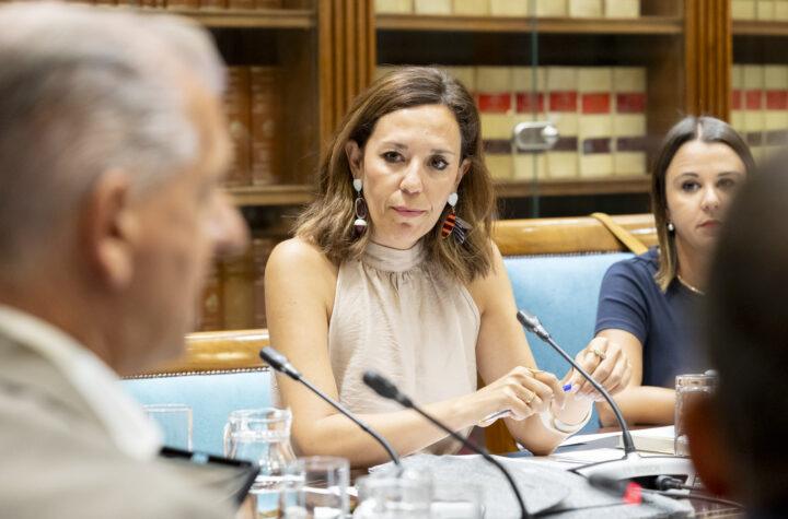 Jéssica de León solicita a Aena la suspensión de la subida de tasas aeroportuarias programada para finales de