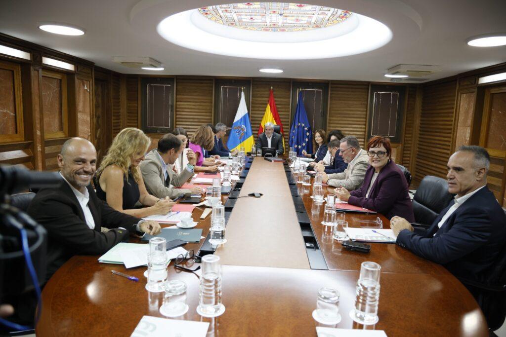 Gobierno de Canarias Aprueba Definitivamente el Programa Hipoteca Joven Canaria para Facilitar el Acceso a Vivienda