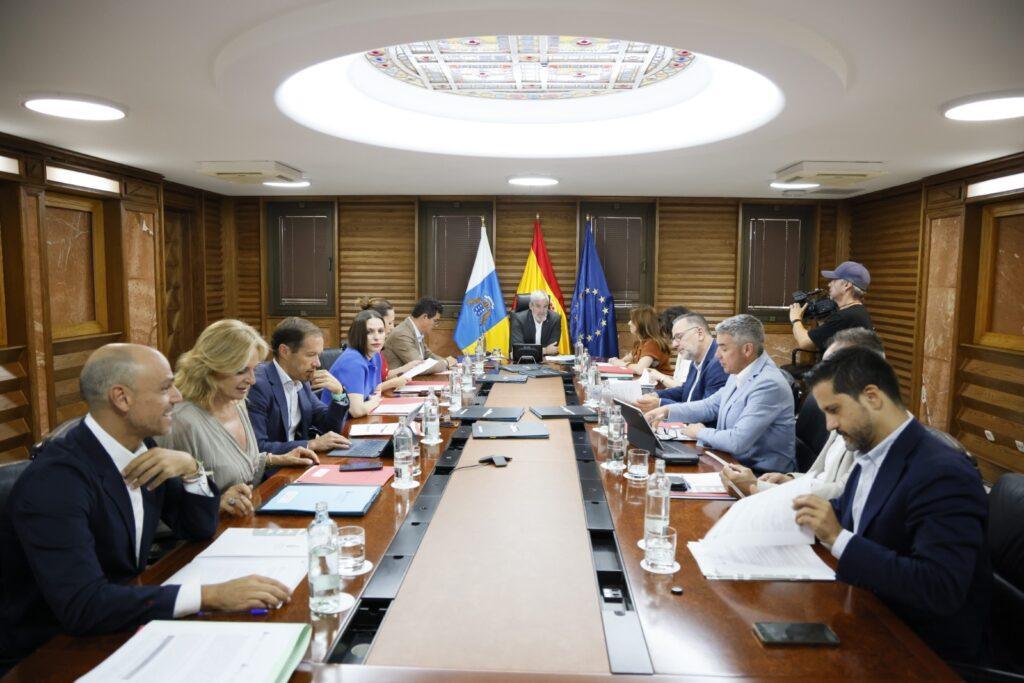 Canarias establece un presupuesto de 12.912 millones de euros para el año 2027: ¿qué implicaciones tiene?