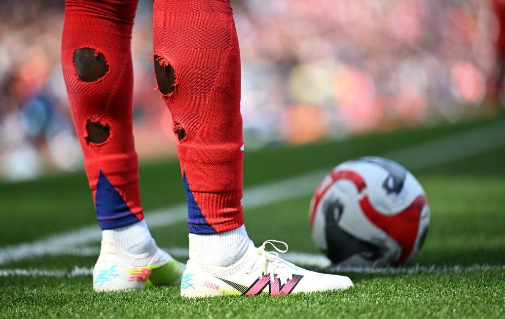 Descubre por qué los futbolistas cortan sus calcetas en el Mundial 2026: La explicación científica detrás de esta curiosa tendencia