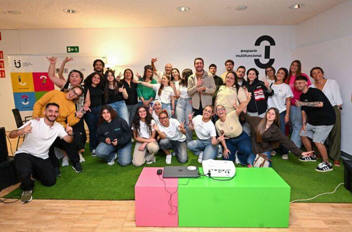 Curso Gratuito de Manga y Dibujo Digital en el Centro de Información Juvenil: ¡Inscríbete en Comic Lab!