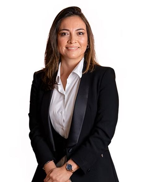 Yadira González