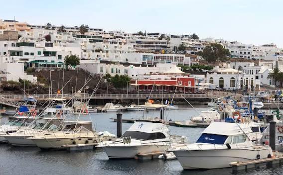 Construcción de Nuevos Aseos y Vestuarios en el Puerto de Puerto del Carmen: Licitación Abierta por Puertos Canarios