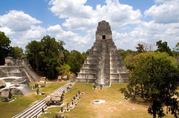 Descubren en Guatemala un códice que revela el nombre de un astrónomo maya por primera vez