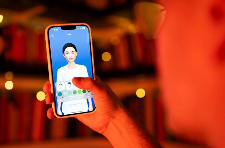 China se convierte en pionera al prohibir las parejas virtuales de IA para menores de edad