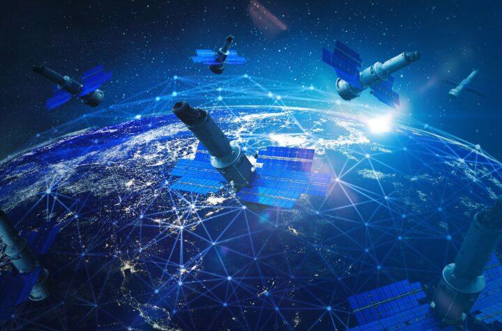 China implementa un innovador sistema de vigilancia de basura espacial con una red de satélites avanzados