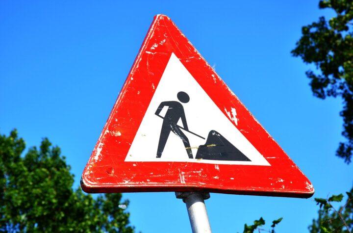 Desvíos en la FV 20: Avances en las Obras de Puerto del Rosario a La Caldereta
