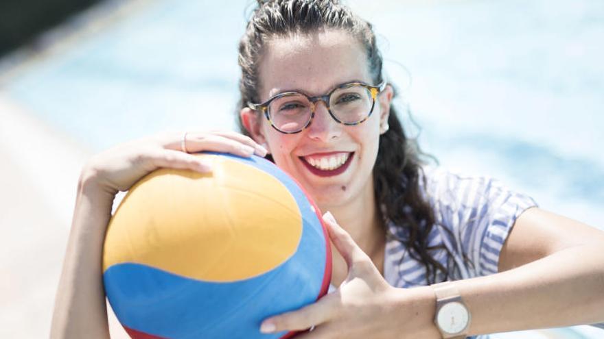 Carla Fargas Destaca la Oportunidad Única del Waterpolo en Tenerife como Seleccionadora Española
