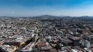 El colapso del modelo inmobiliario en México: cómo duplicó la mancha urbana sin transporte ni servicios básicos
