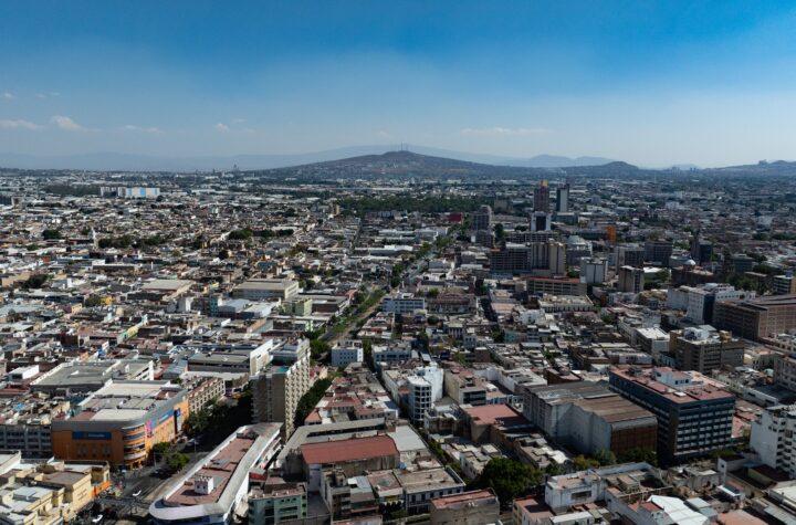 El colapso del modelo inmobiliario en México: cómo duplicó la mancha urbana sin transporte ni servicios básicos
