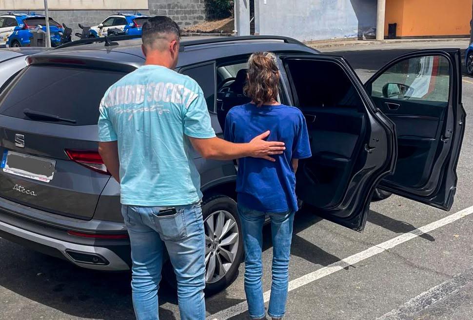 Detención de Mujer en Gran Canaria: Buscada por Cuatro Órganos Judiciales por la Policía Autonómica
