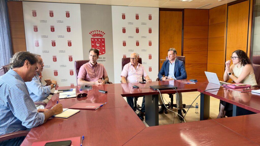 Nuevas Iniciativas Estratégicas del Cabildo de La Gomera: Colaboración con la Oficina de Proyectos Estratégicos para el Desarrollo de la Isla