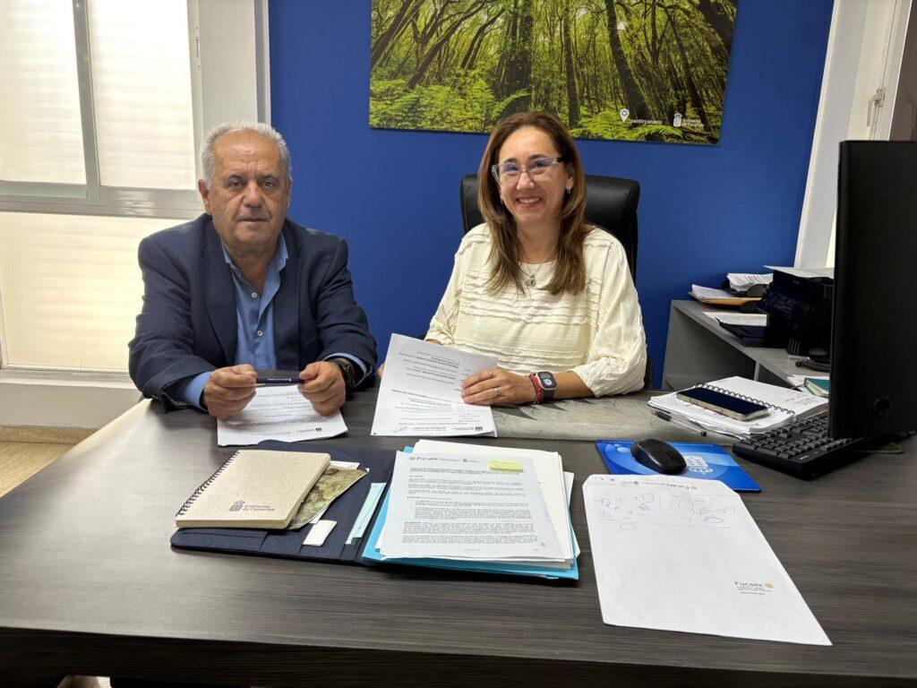 Perestelo supervisa la respuesta de Canarias ante los terremotos en Venezuela