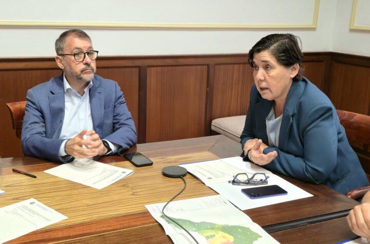 Santa Cruz: Cabildo y Ayuntamiento Unen Fuerzas para Optimizar Respuesta a Emergencias