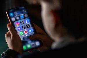 Expertos en Seguridad Digital: ¿Por qué las Nuevas Restricciones de Meta No Aumentarán la Seguridad en Instagram?