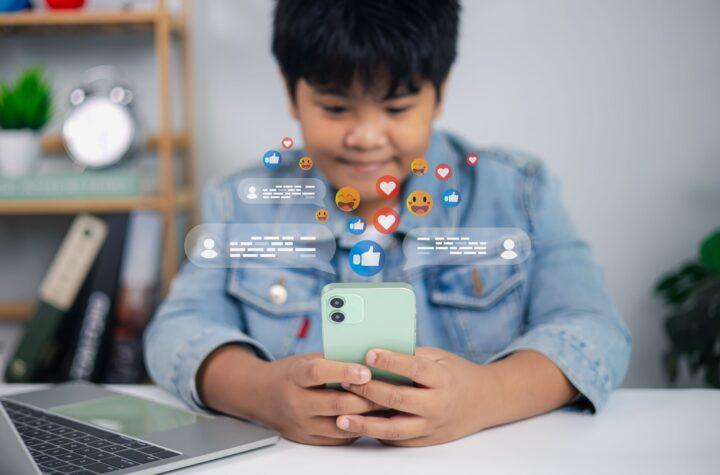 El Impacto del Uso Temprano de Redes Sociales en las Calificaciones de tu Hijo: ¿Qué Debes Saber?