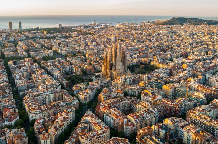Barcelona se propone reducir hasta un 75% las emisiones utilizando pavimento de huesos de aceituna