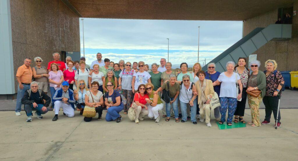 Descubre cómo un grupo de 50 mayores de Taco explora el Complejo Ambiental de Tenerife