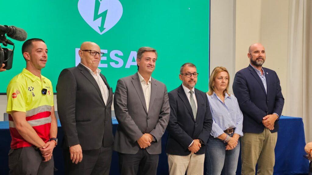 "Proyecto 'Farmacias Cardioprotegidas' en Tenerife: Unión entre Atención Primaria y SUC para Mejorar la Salud"