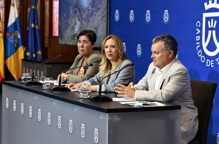 Convenio entre el Cabildo y el Ayuntamiento de Arafo para Instalar Alumbrado Solar en Caminos Rurales